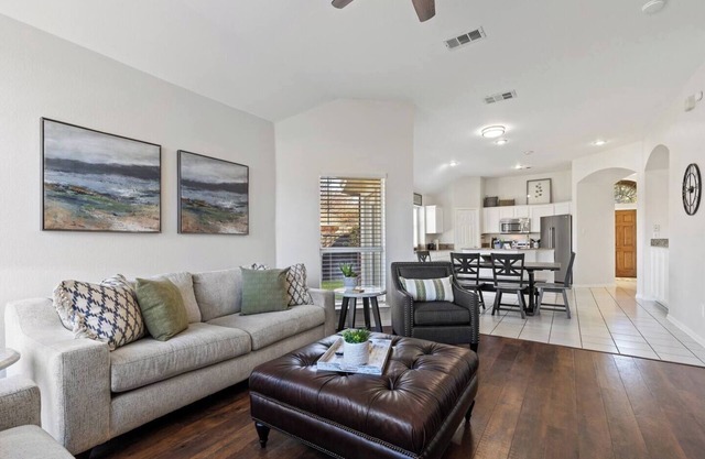 TCH - Cozy 3bd/2ba home in Frisco with Workspace