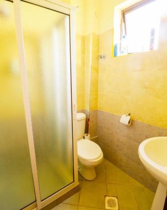 TEESTATES Homes FURNISHED STUDIO