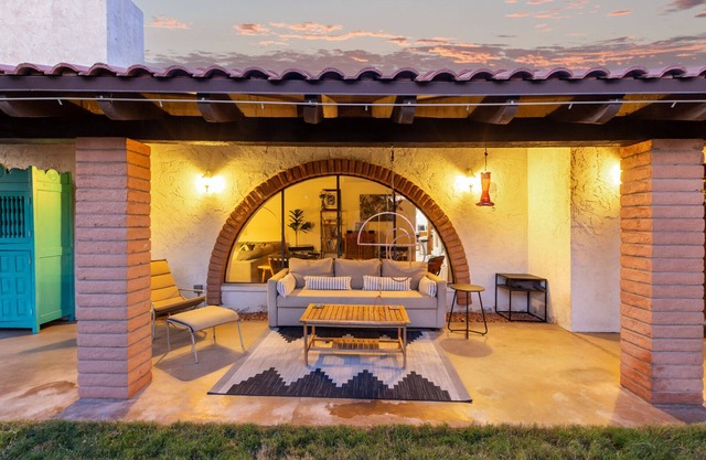 Tempe Poolside Hideaway