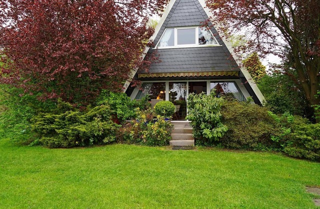 Tent roof house for the whole family - - with forest view and fiber optics