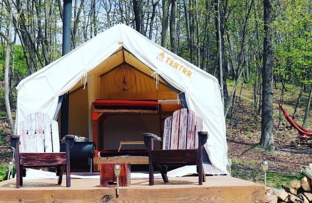 Tentrr Signature Site - The Algonquin Gitigaan