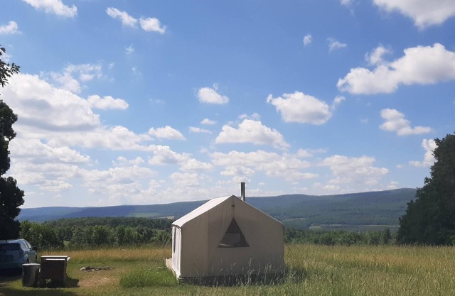 Tentrr Signature Site - Sunrise Hill
