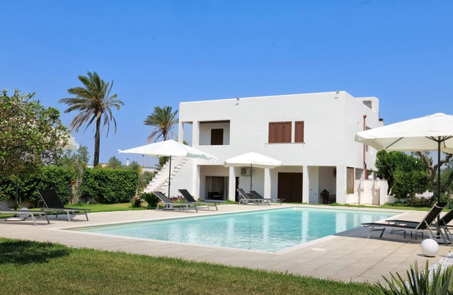 Tenuta Ricco Mono With Pool And Garden, Cursi, Italy