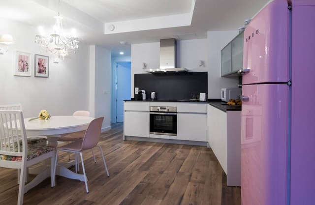 TERCERO A - 3 A -APARTAMENTOS ALMADA - Plaza del Pilar