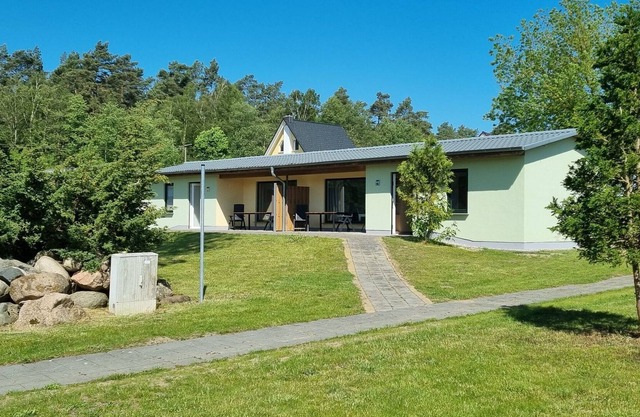 Terraced house in the nature and holiday park on the Groß Labenzer See