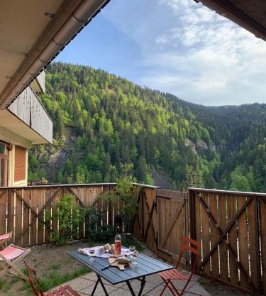 Terrasse sur les Aravis