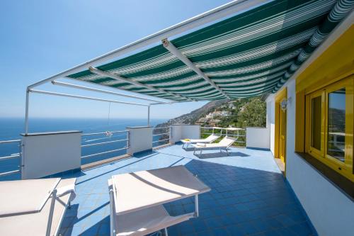 Terrazza sul mare
