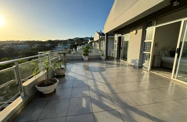 Terrific 3 bedroom apartment in Dolphin Coast with AC WiFi and 2 Full bathrooms