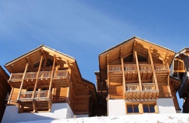 TETRAS II Chalet Prestige