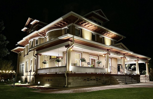 The Abriendo Inn-Latshaw suite