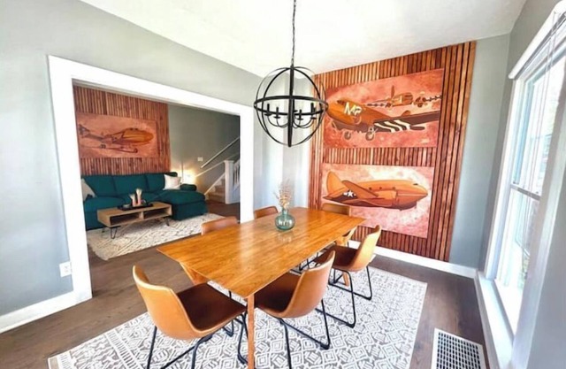 The Airplane Art House