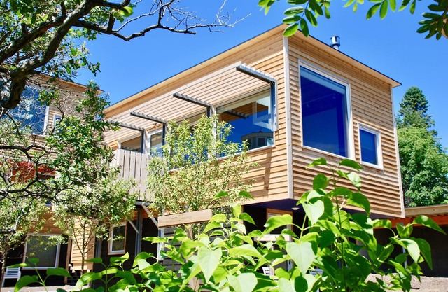 The Aurora- Award Winning- Sauna available