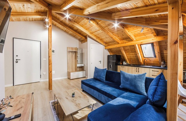 The Authentic Villa Apartment 2 by PS