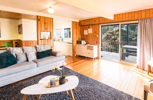 The Bay Bach, Paihia, Bay of Islands NZ