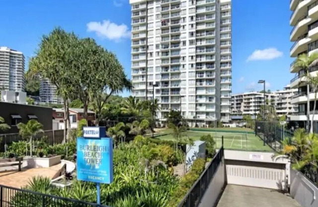 The Beach Tower, in Burleigh. Level3!