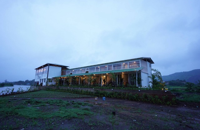 The Boat Club