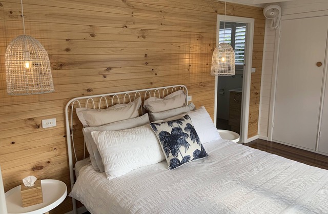 The Boat & Crew - 4 bedroom close CBD and Beach
