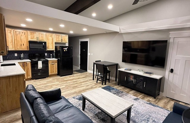 The Brick & Beam Apt#6