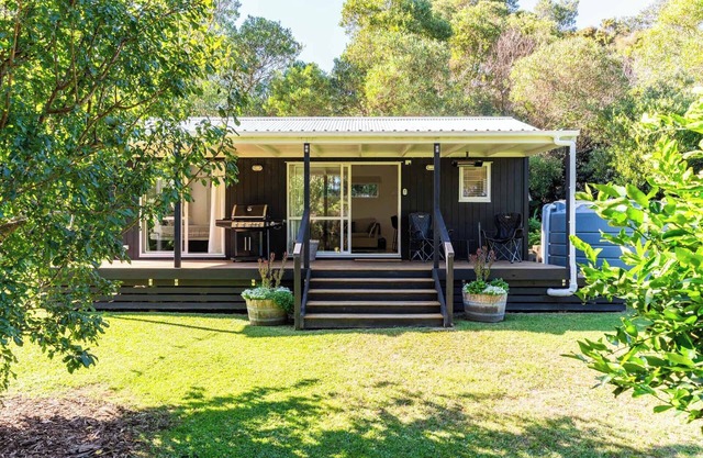 The Cabin - Mangawhai Heads Studio