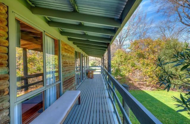 The Cabin, Porepunkah