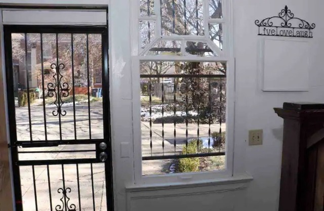 The Carriage House at bookmymansion1.com
