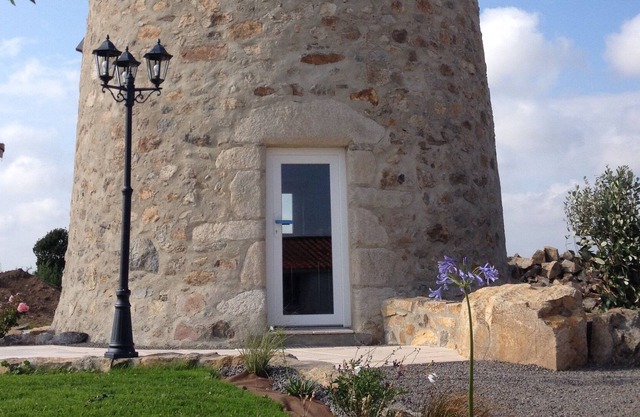 The chairies of vairé: '' The mill of Vairé ''