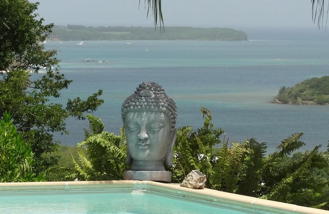 The charming Villa Coco * and its bungalow with magnificent sea views