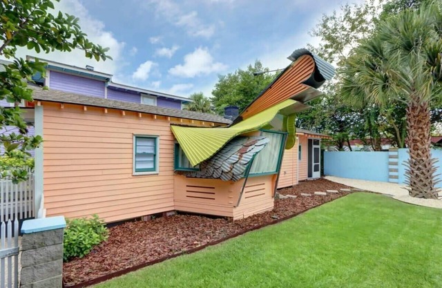 The Chicken Shack, Funky | Eclectic | Dog-Friendly