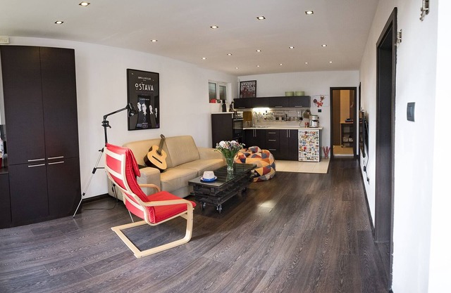 The Clock house is a detached holiday home with a terrace, situated in Samokov