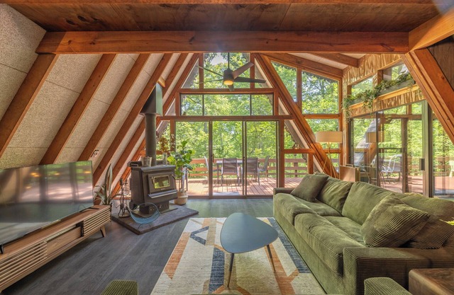 The Cocoon Chalet by Innsbrook Vacations!