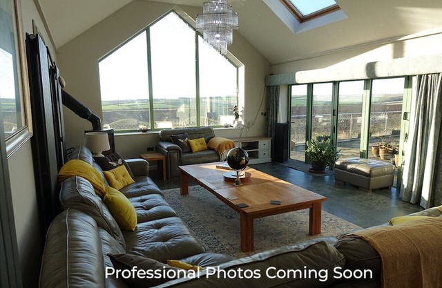 The Corn Mill, LangtoftThe Corn Mill, Langtoft inc Hot Tub & Games Room