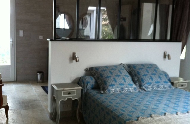 THE DEAD END IN THE CAMARGUE; Luxury cottage.