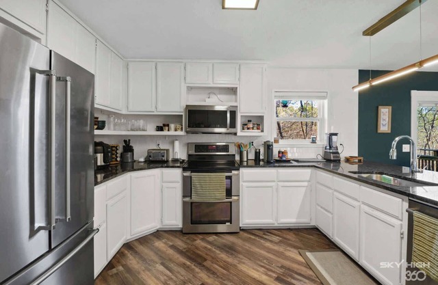 The Dodman-Family Home in Bella Vista
