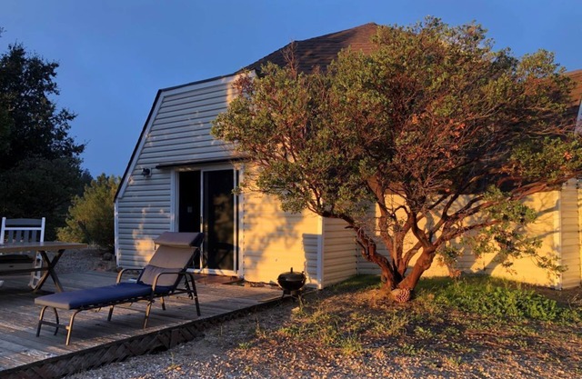 The Dome at Fox Haven-Exceptional Views on 4 private acres, Bring your Horses!