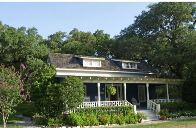 The Enchanting Lehmann House on our Cowboy Ranch B&B with optional activities!