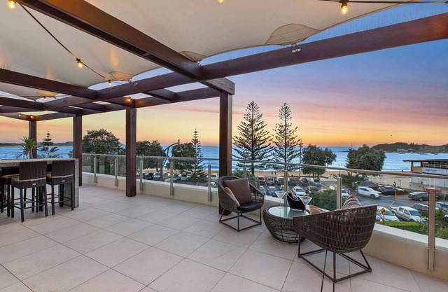 The Esplanade by Coast Hosting