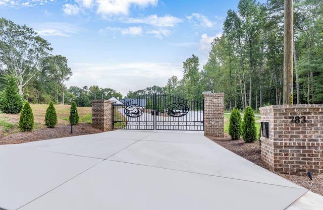 The Estate, King Beds, near Chateau Elan and Road Atlanta, lake Lanier
