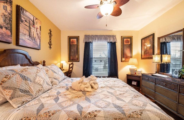 “The Executive” PRIVATE BEDROOM and Bathroom in our Home with use of the Hot tub