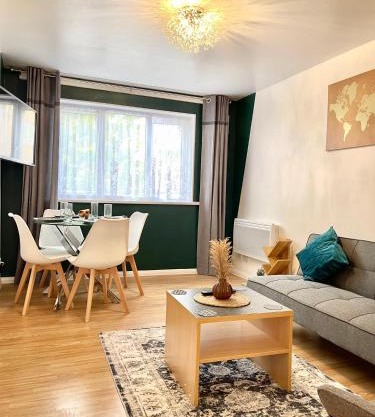 The Express Apartment