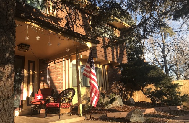 The Fantastic Classic Family Home in Boulder ⭐️ Great location, comfort & value!