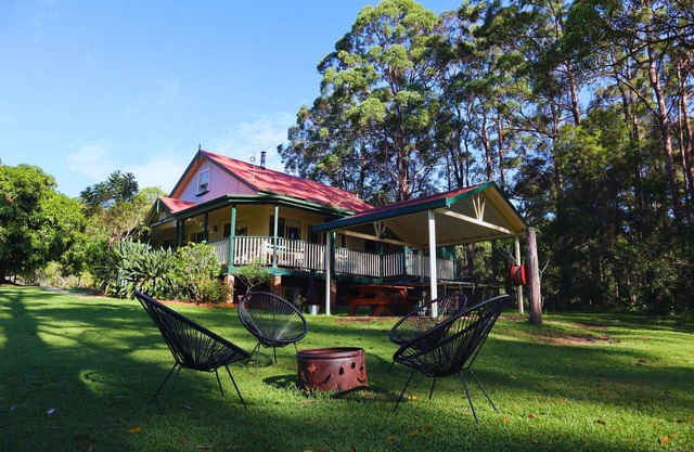 The Farmhouse - Telegraph Retreat Cottages