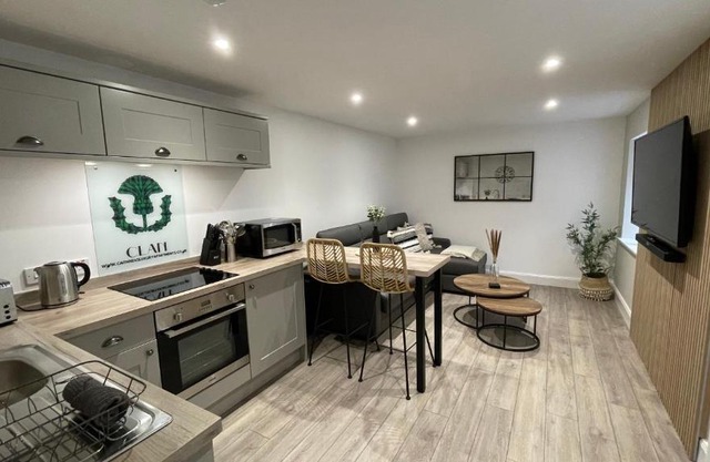 The Forge by Caithness Luxury Apartments NC500 - Elegant Luxury Apartment with Bike store - Sleeps 4