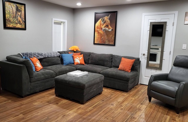 The Fox Den, 2 bdrm, walk to Purple Fiddle, near Canaan, Davis, Blackwater Falls