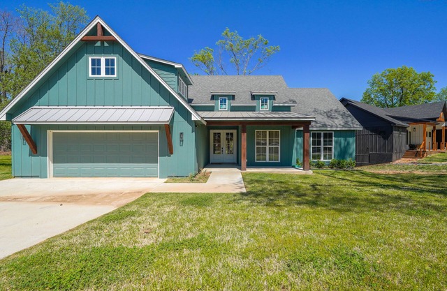 The Gallery of Monkey Island [ WITH 28x14 BOAT SLIP]