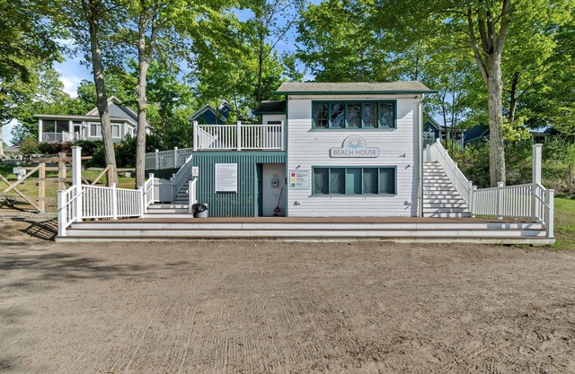 The Goldfinch - 36 Meadow View