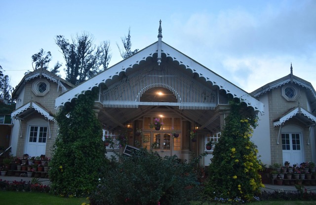 THE GRANGE HOTEL