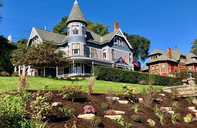 The Hancock House Bed & Breakfast Inn