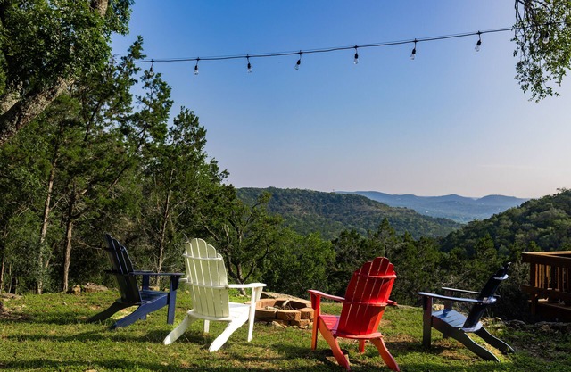 The Hillcrest Hideaway secluded Cabin with amazing Hill Country views