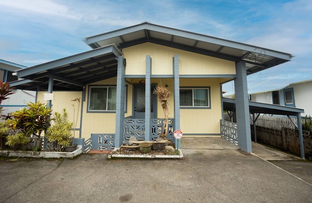 The Hilo Cottage