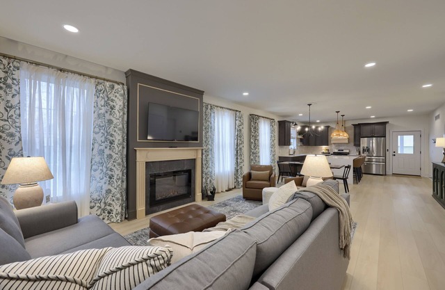 The Jolly Rancher: Sleeps up to 6 guests, hot tub & patio, 5 mins to Hershey